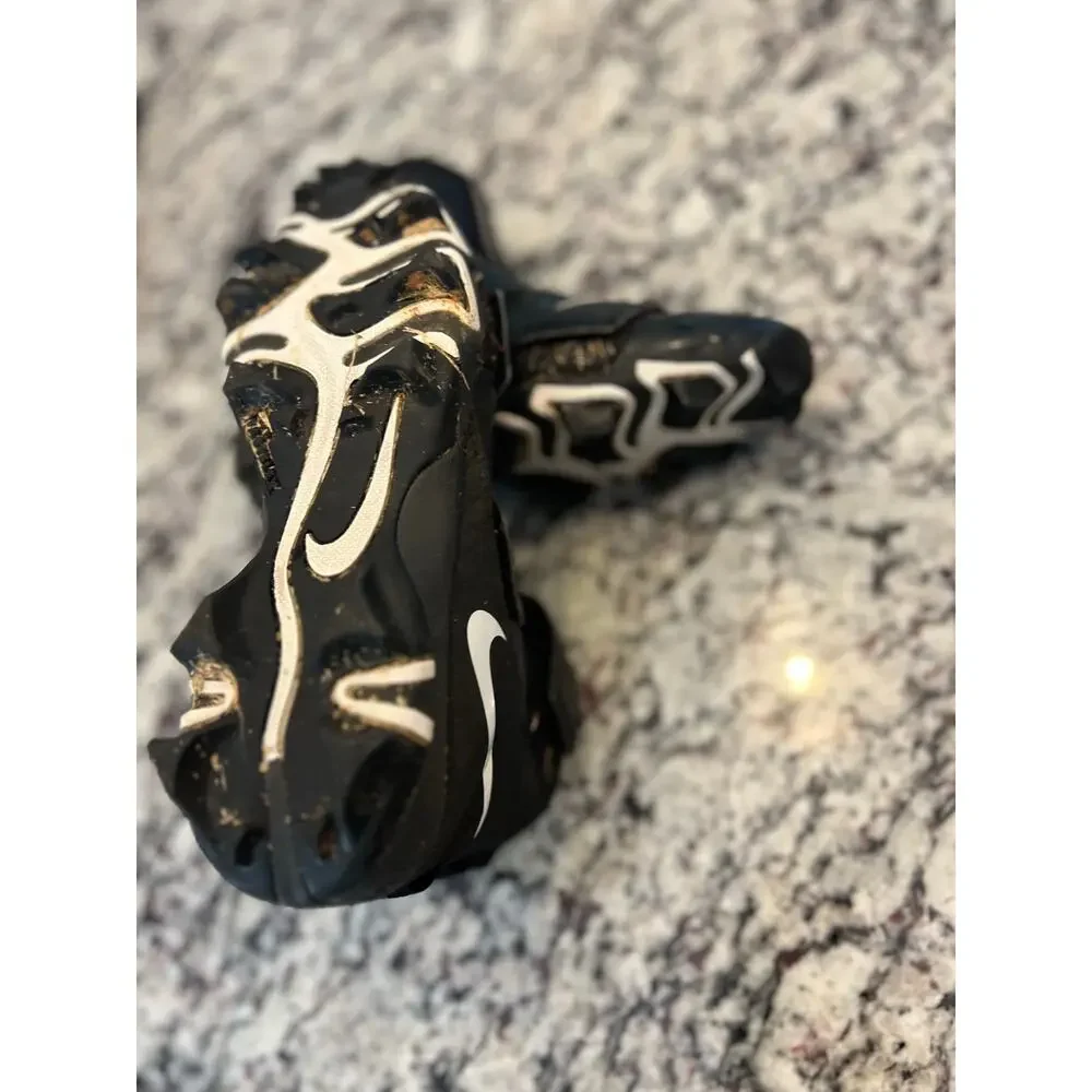 Nike Kids Black and White Strap Cleats Sneakers